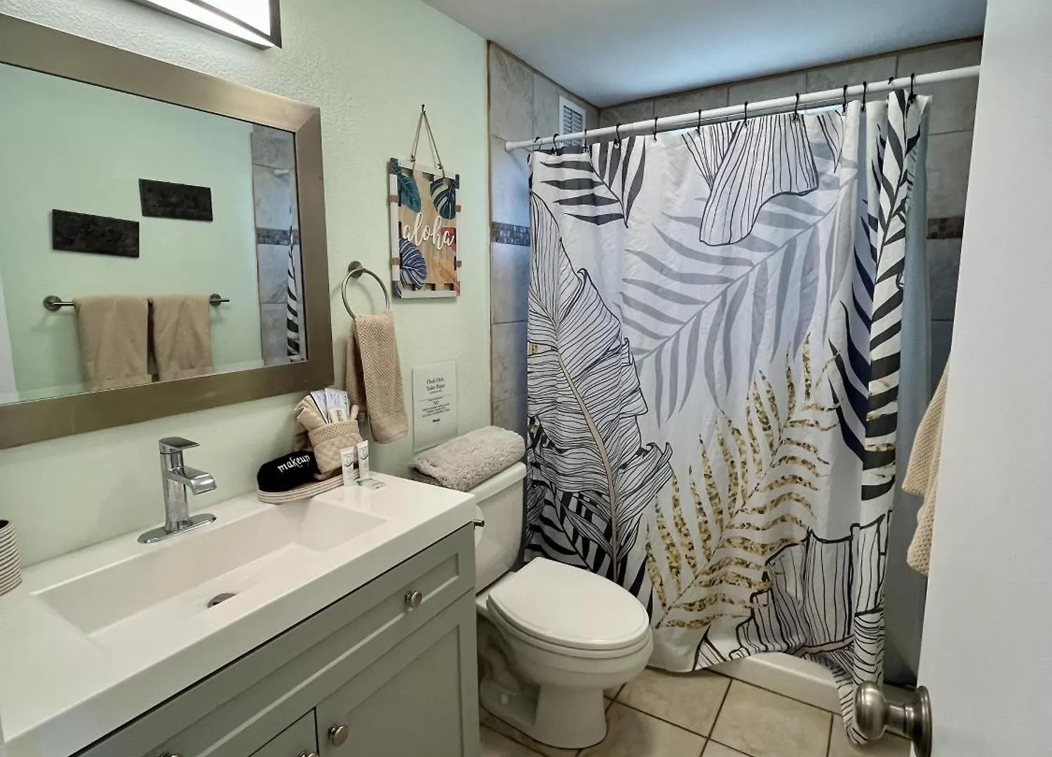 Menehune Shores 227 Condo Kihei 0*,